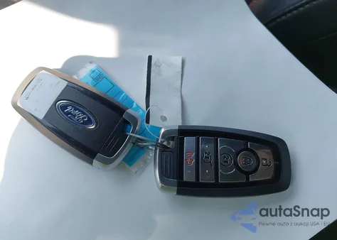 2024 Ford Escape St-Line из США, поврежденный, VIN 1FMCU9MN0RUA68389